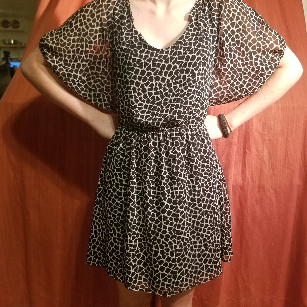 Bee Stitched Cute Cheetah Big Sleeves Mini Dress